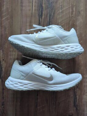 Nike Women's Revolution 6 Next Nature | 7.5 | White/Pure Platinum
